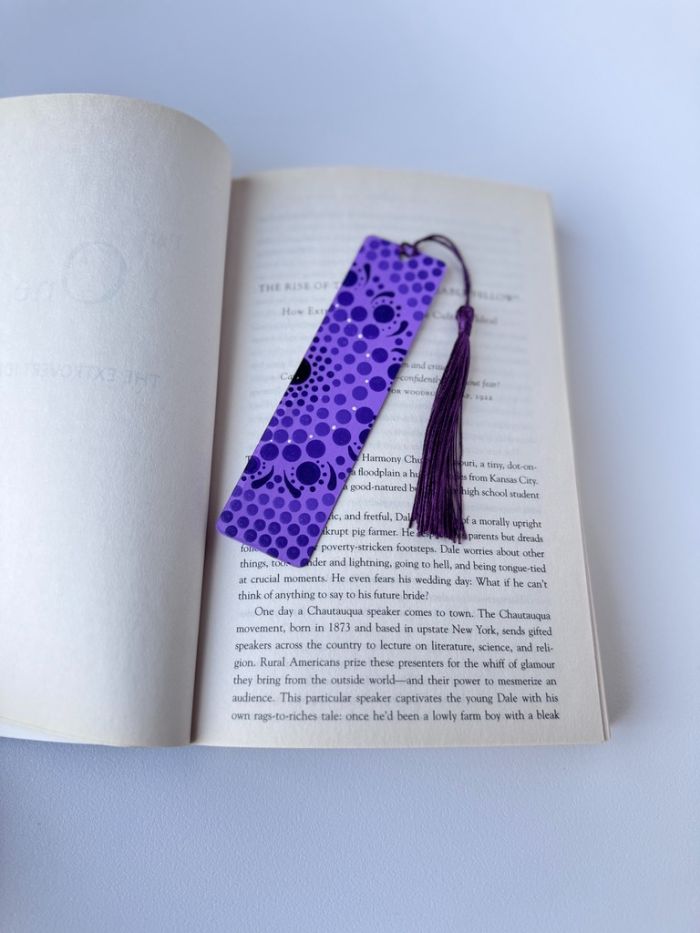Bookmark - Purple base with purple gradient (hint of white)
